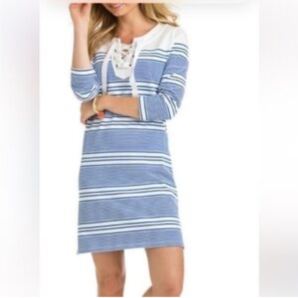 Vineyard Vines Blue and White Long Sleeve Dress-worn about 5-6 times.139 retail